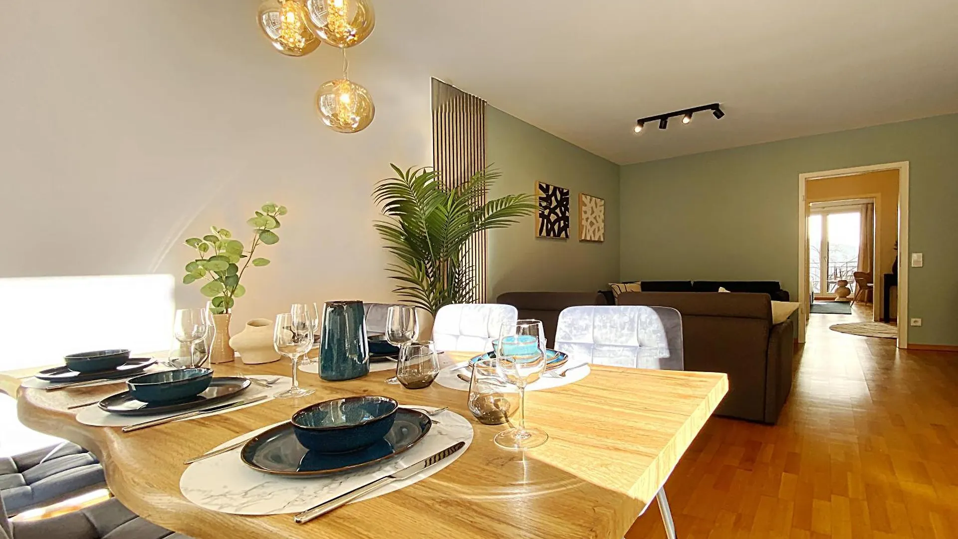 Lägenhet Flatista Homes - Nymphenburg Suites München