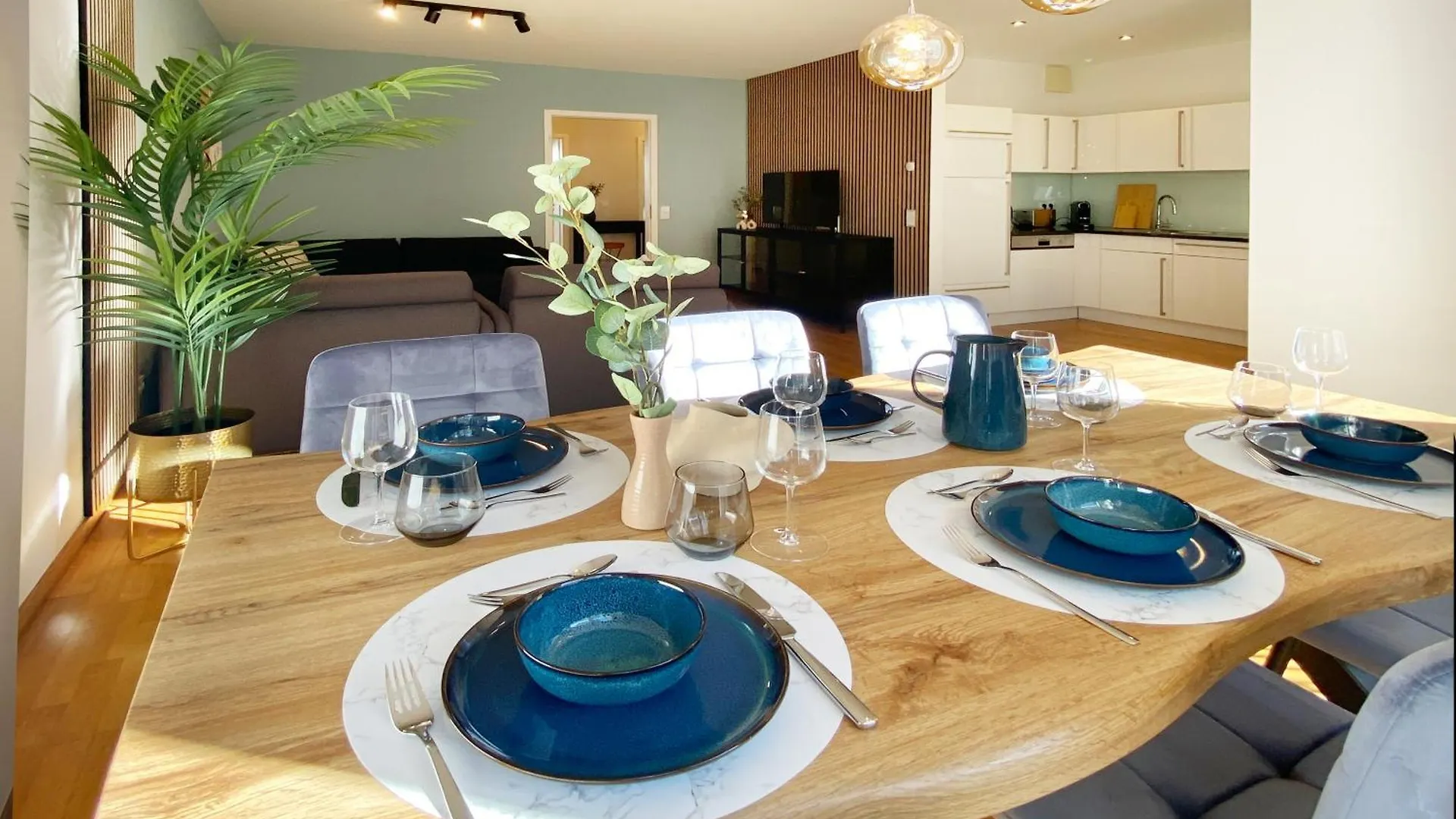 Flatista Homes - Nymphenburg Suites München Lägenhet