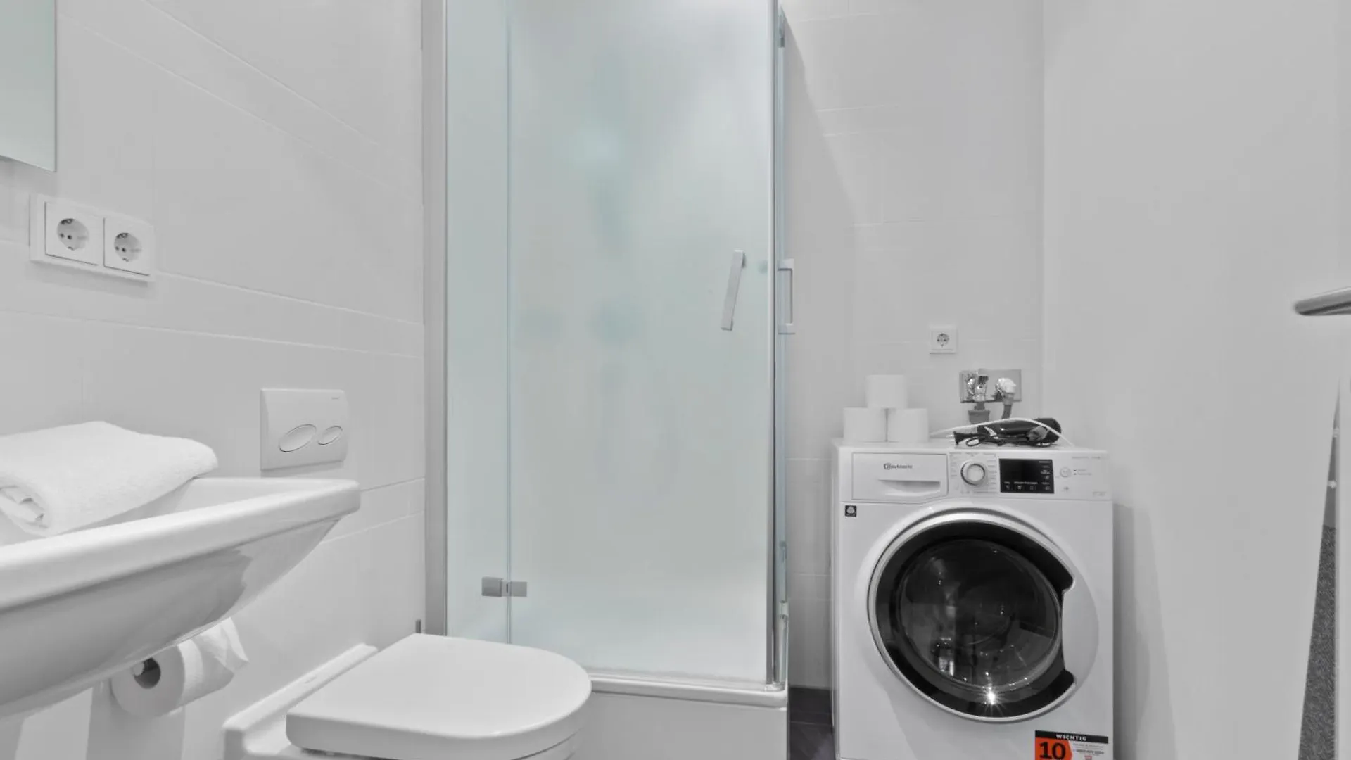 Flatista Homes - Nymphenburg Suites München